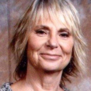 Meet your Posher, Lois